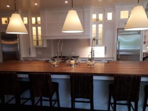 Residential kitchen lighting installation